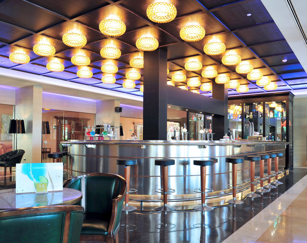 巴罗萨皇宫酒店 奇克拉纳－德拉弗龙特拉 外观 照片 The bar at the lounge